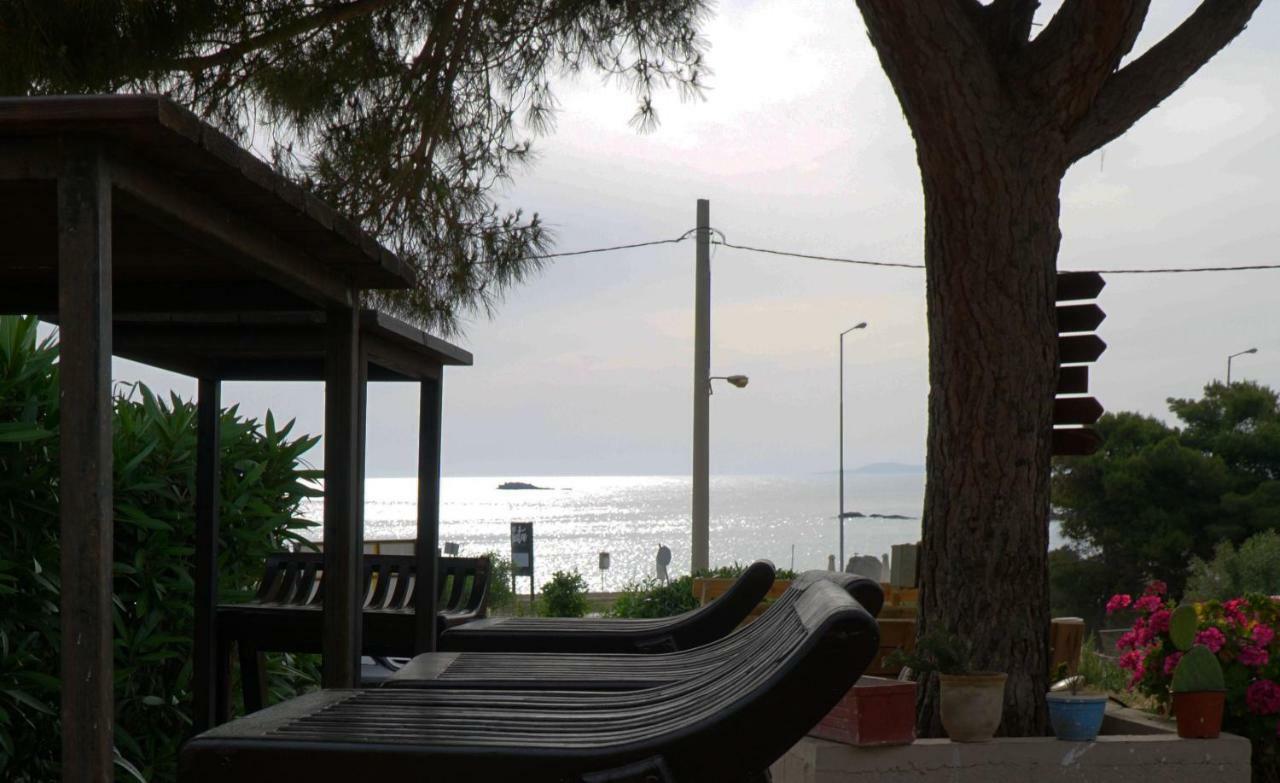 Me Gusta Suite By The Sea 阿纳维索斯 外观 照片